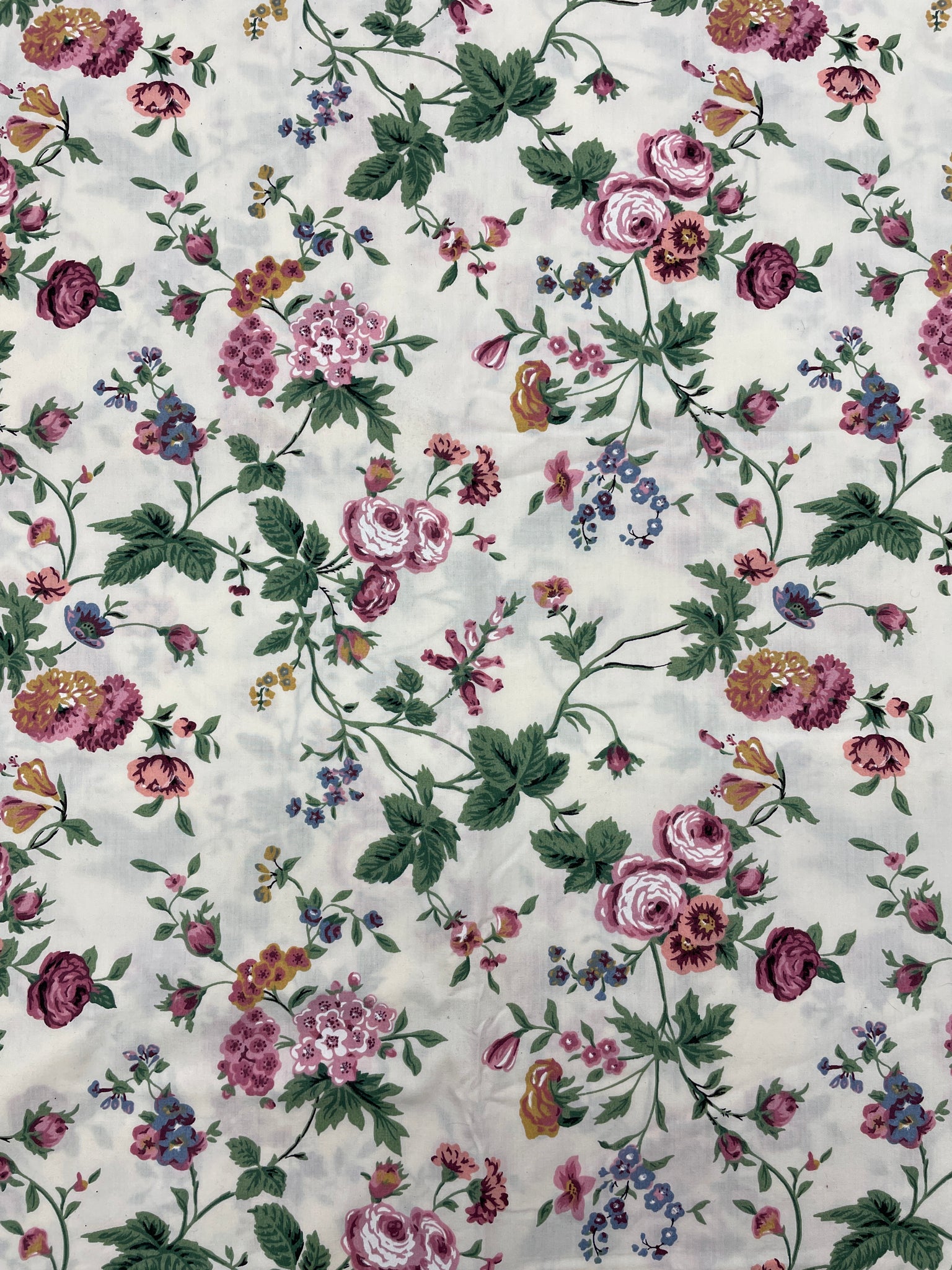 1 YD Cotton/Poly EXTRA WIDE - Off White with Flowers