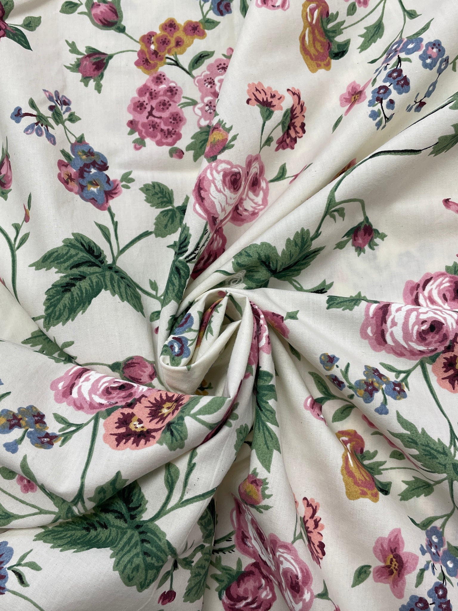 1 YD Cotton/Poly EXTRA WIDE - Off White with Flowers