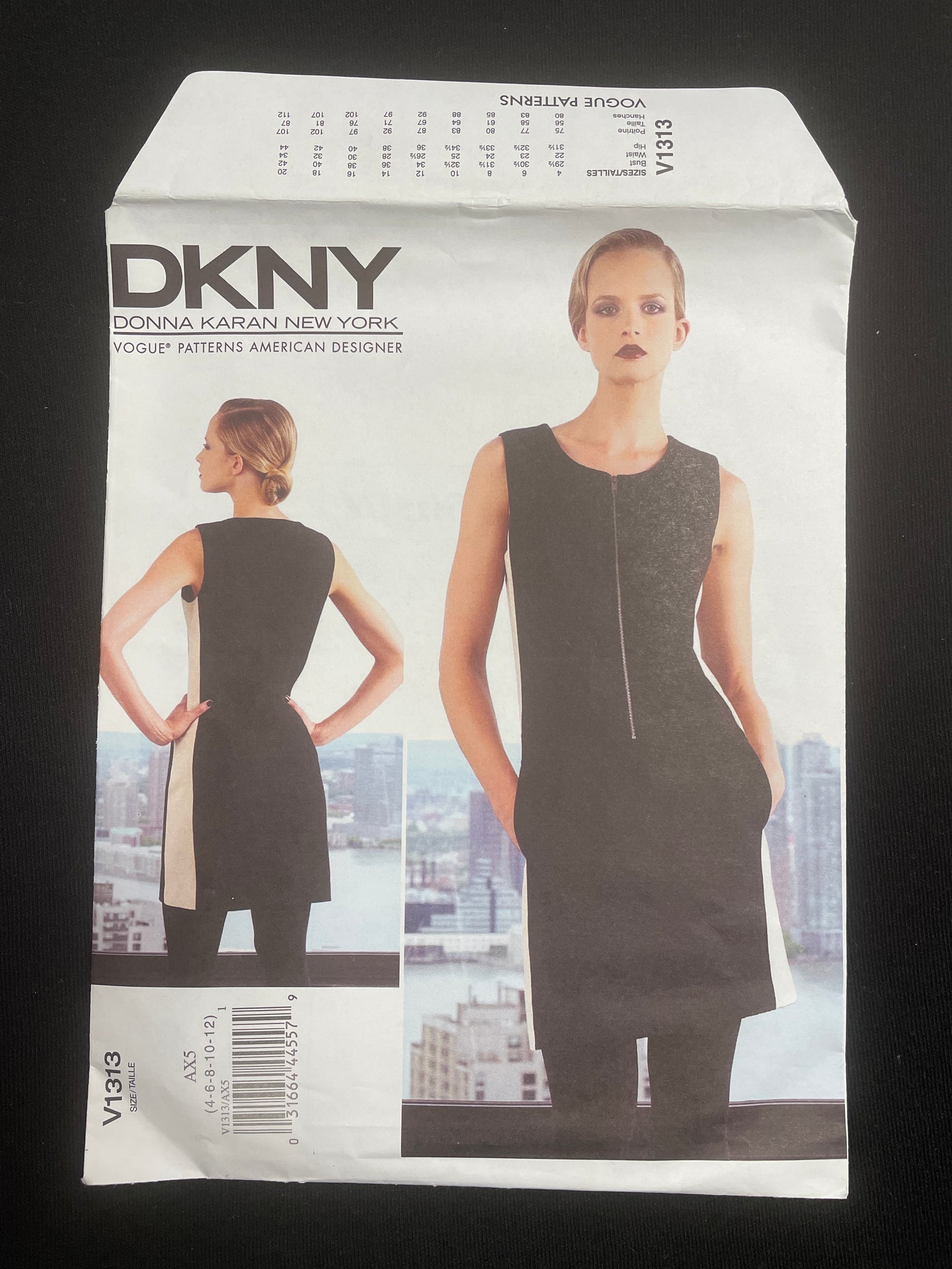 2012 Vogue 1313 Sewing Pattern - Dress FACTORY FOLDED