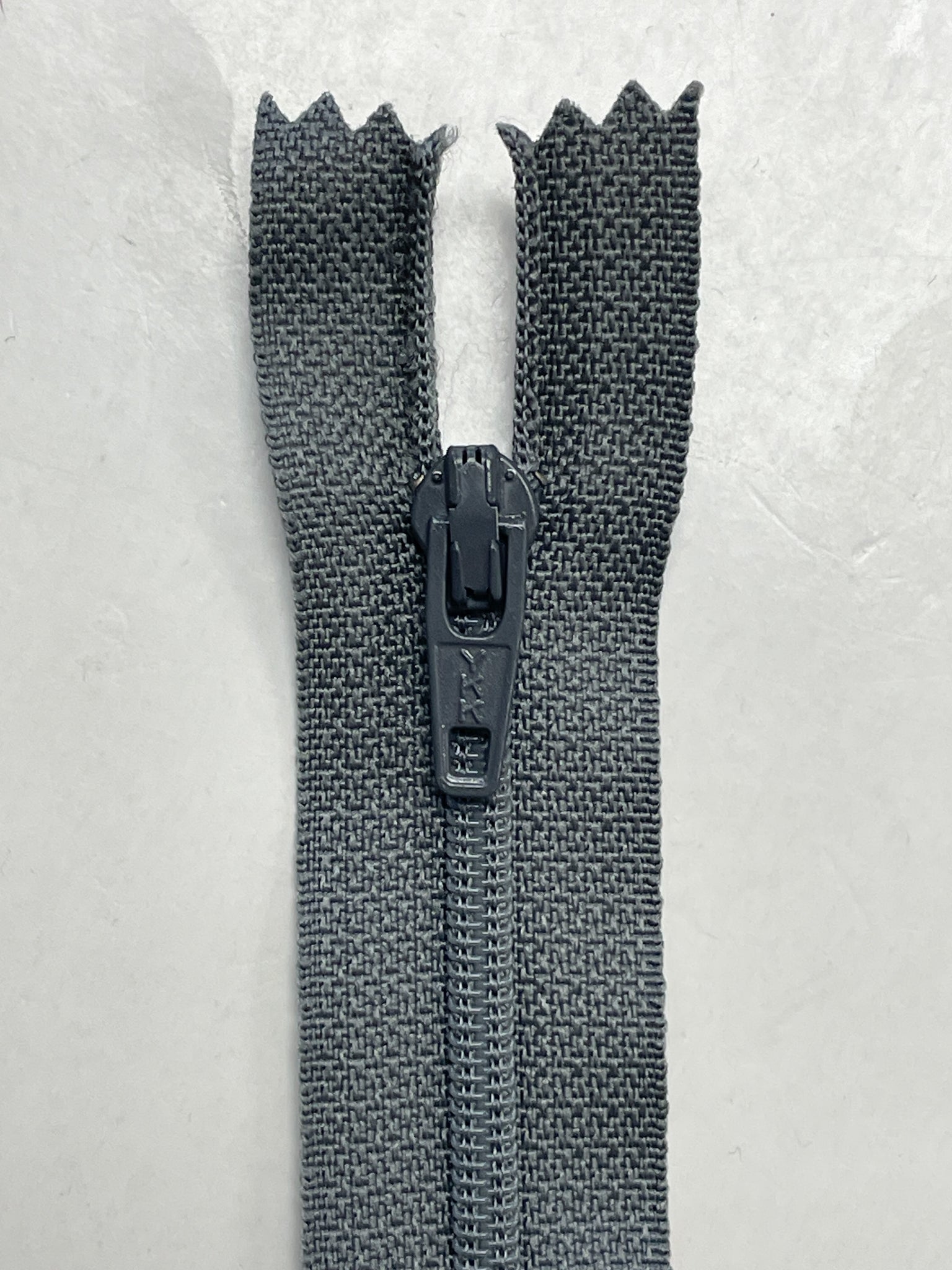 Zipper 7" Invisible - Gray