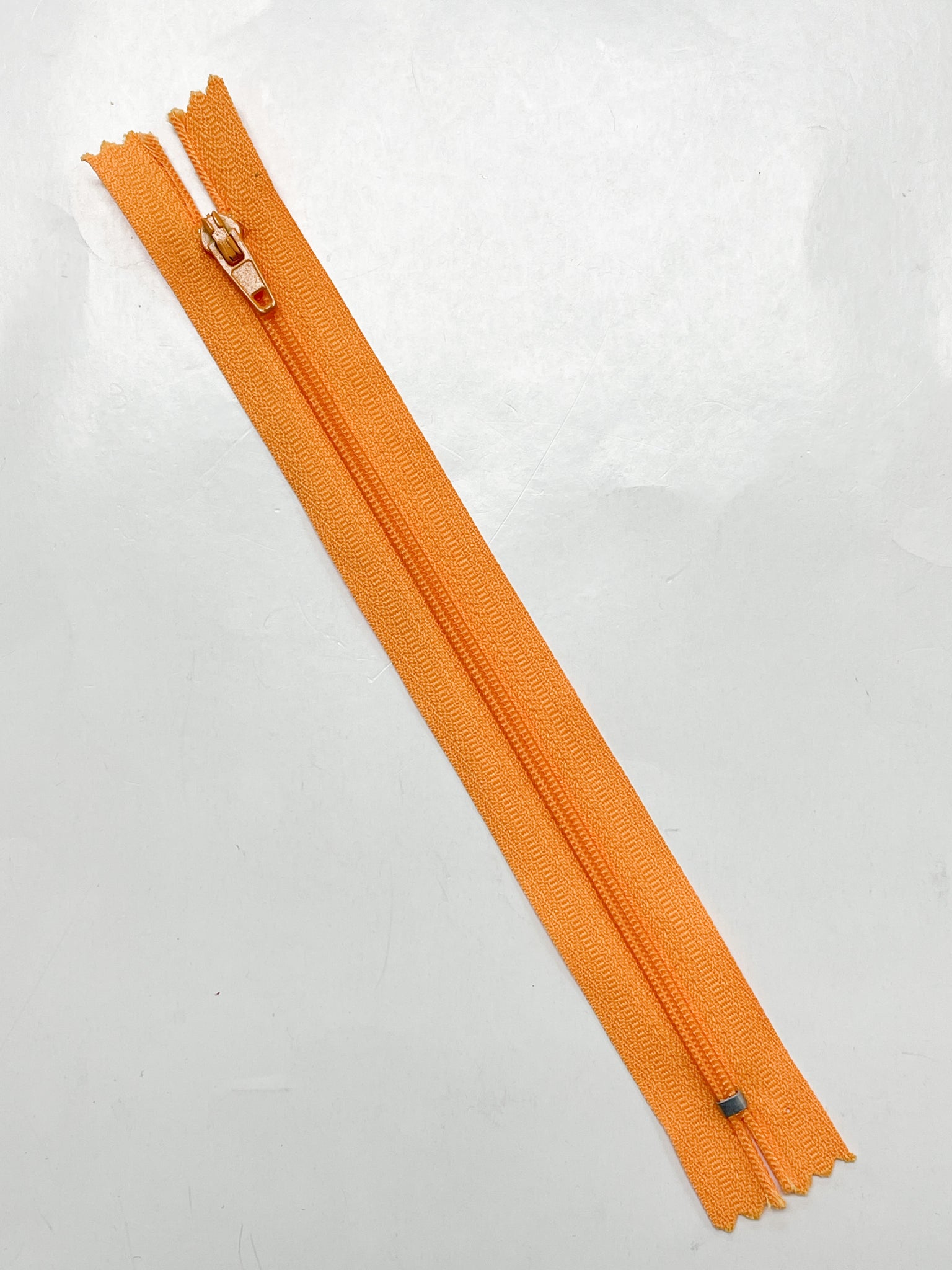 Zipper 7" - Light Orange