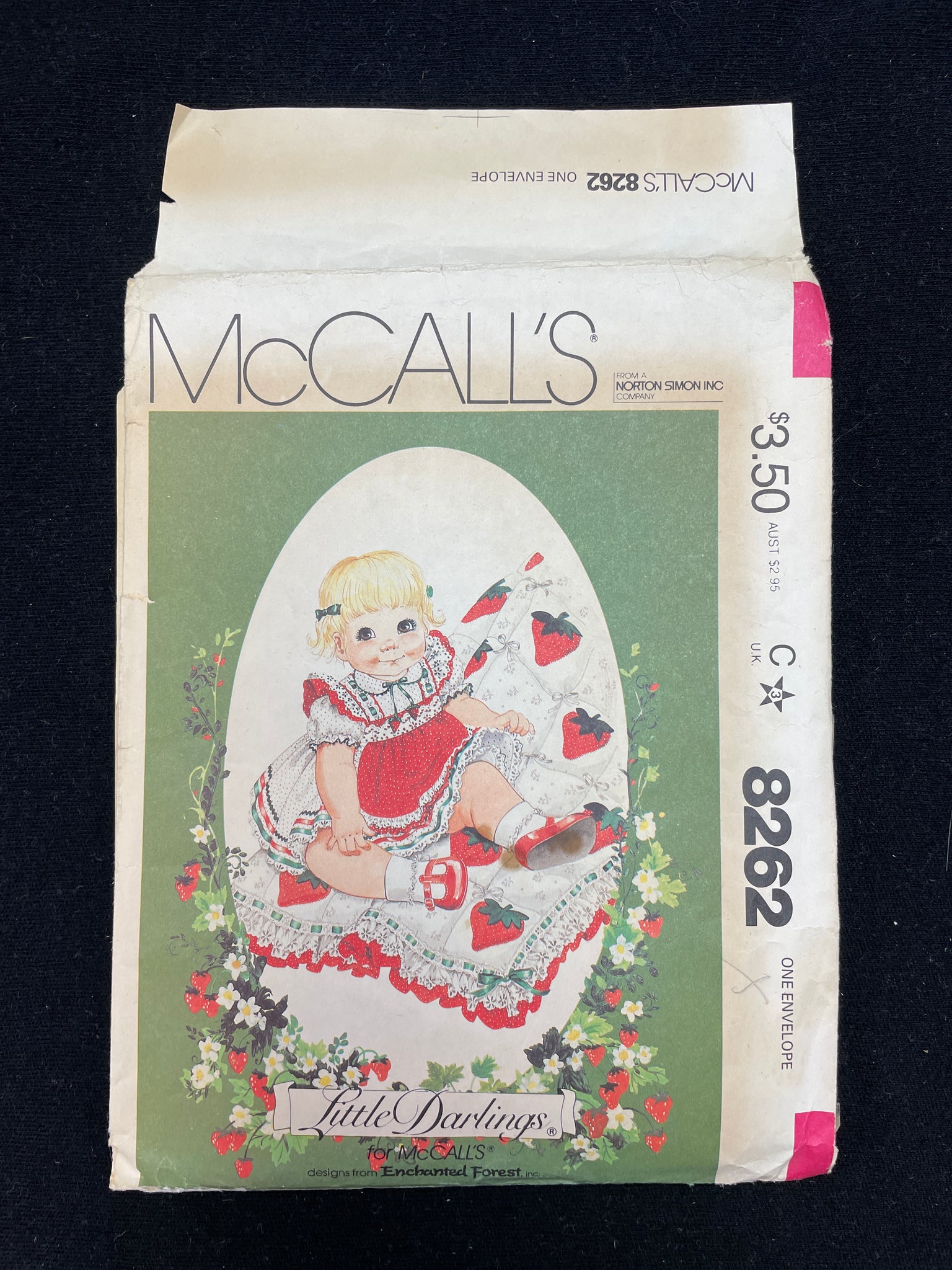 1982 McCall's 8262 Sewing Pattern - Infant Dress, Slip and Quilt