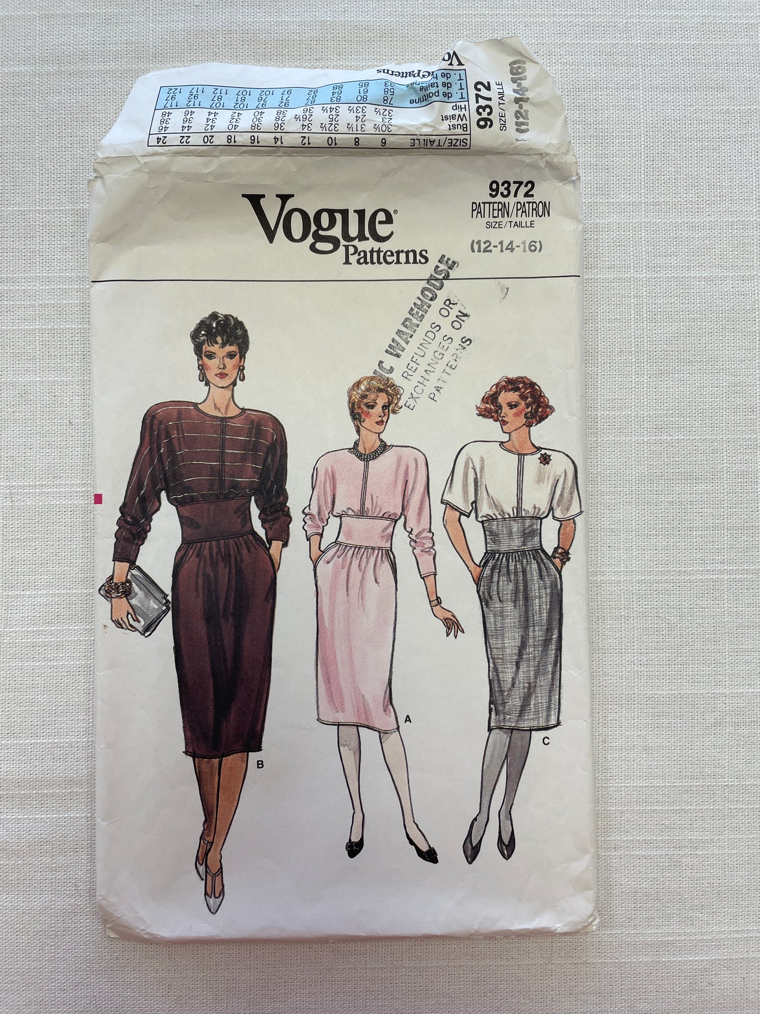 1985 Vogue 9372 Pattern - Dress FACTORY FOLDED