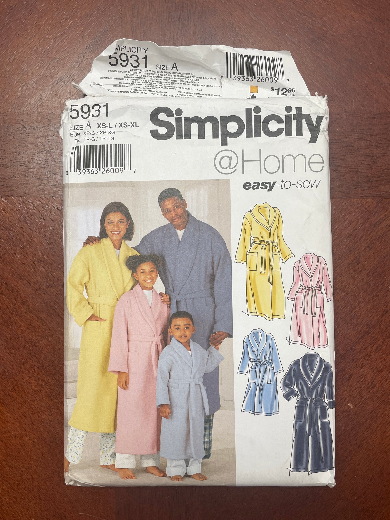 2002 Simplicity 5931 Pattern - Childs and Adult Bathrobe FACTORY FOLDED