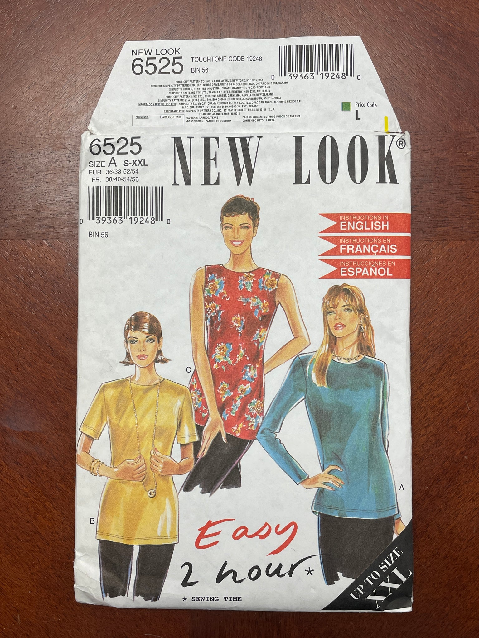 2000's New Look 6525 Pattern - Blouses FACTORY FOLDED