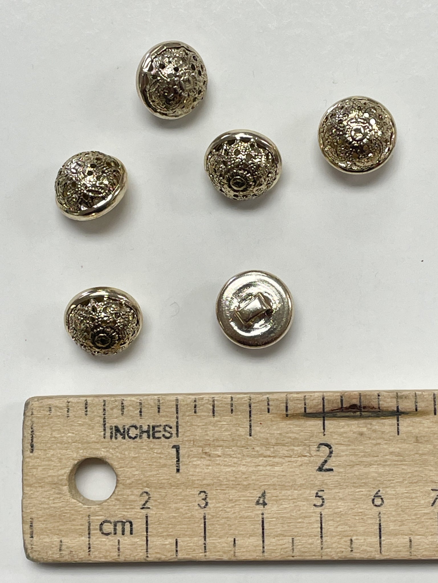 Buttons Plastic Set of 5 or 6 - Gold Filigree