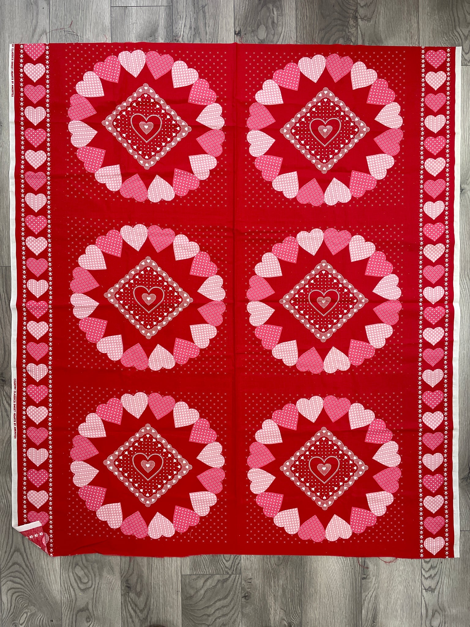 1 3/8 YD Quilting Cotton Panel - Red and Pinks Calico Hearts