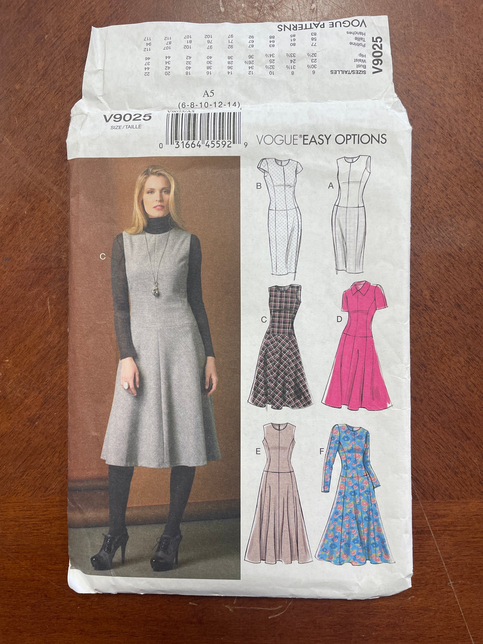 2014 Vogue 9025 Pattern - Dress FACTORY FOLDED