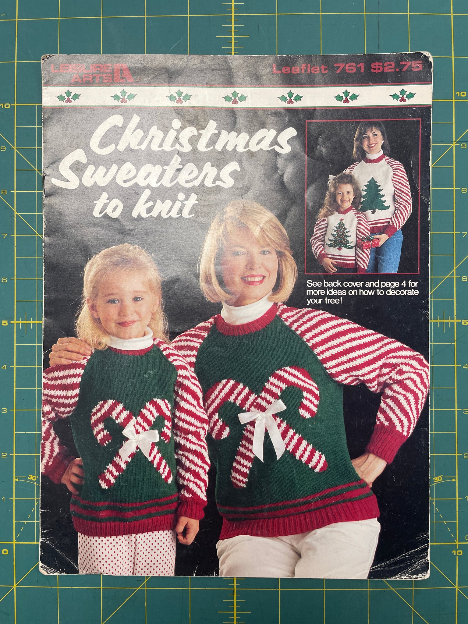 1989 "Christmas Sweaters to Knit" Leaflet