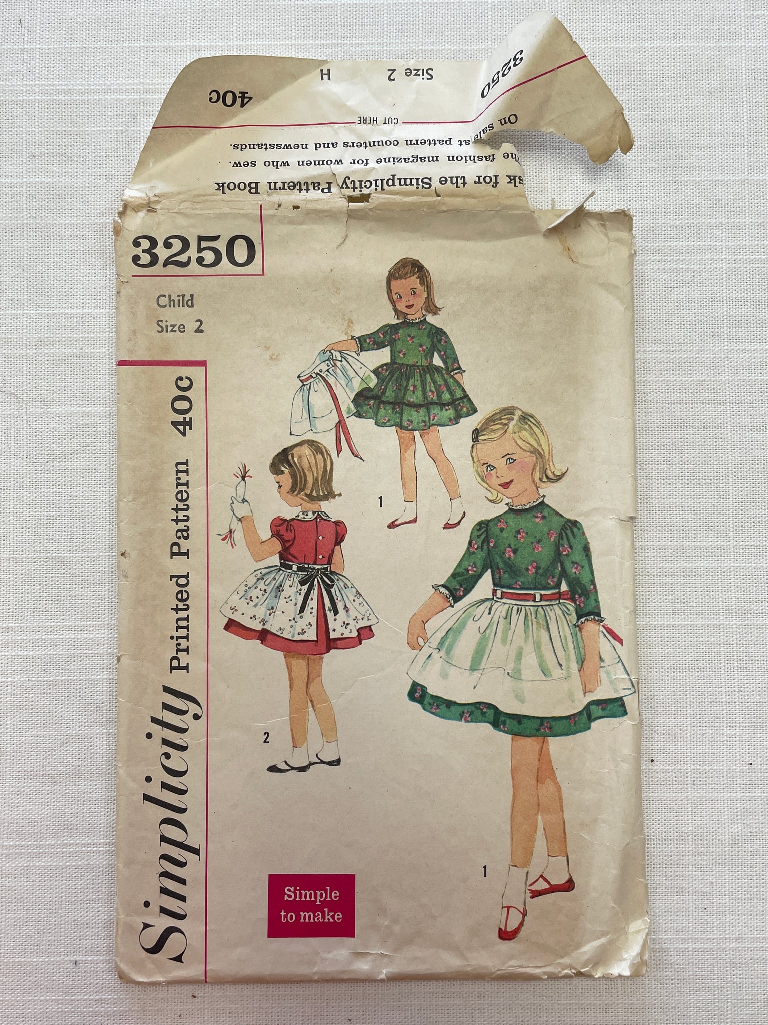 1960's Simplicity 3250 Sewing Pattern - Child's Dress and Apron