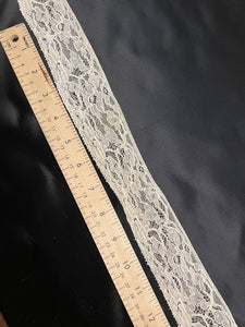 3 1/2 YD Lace Trim Corded Rayon - Cream