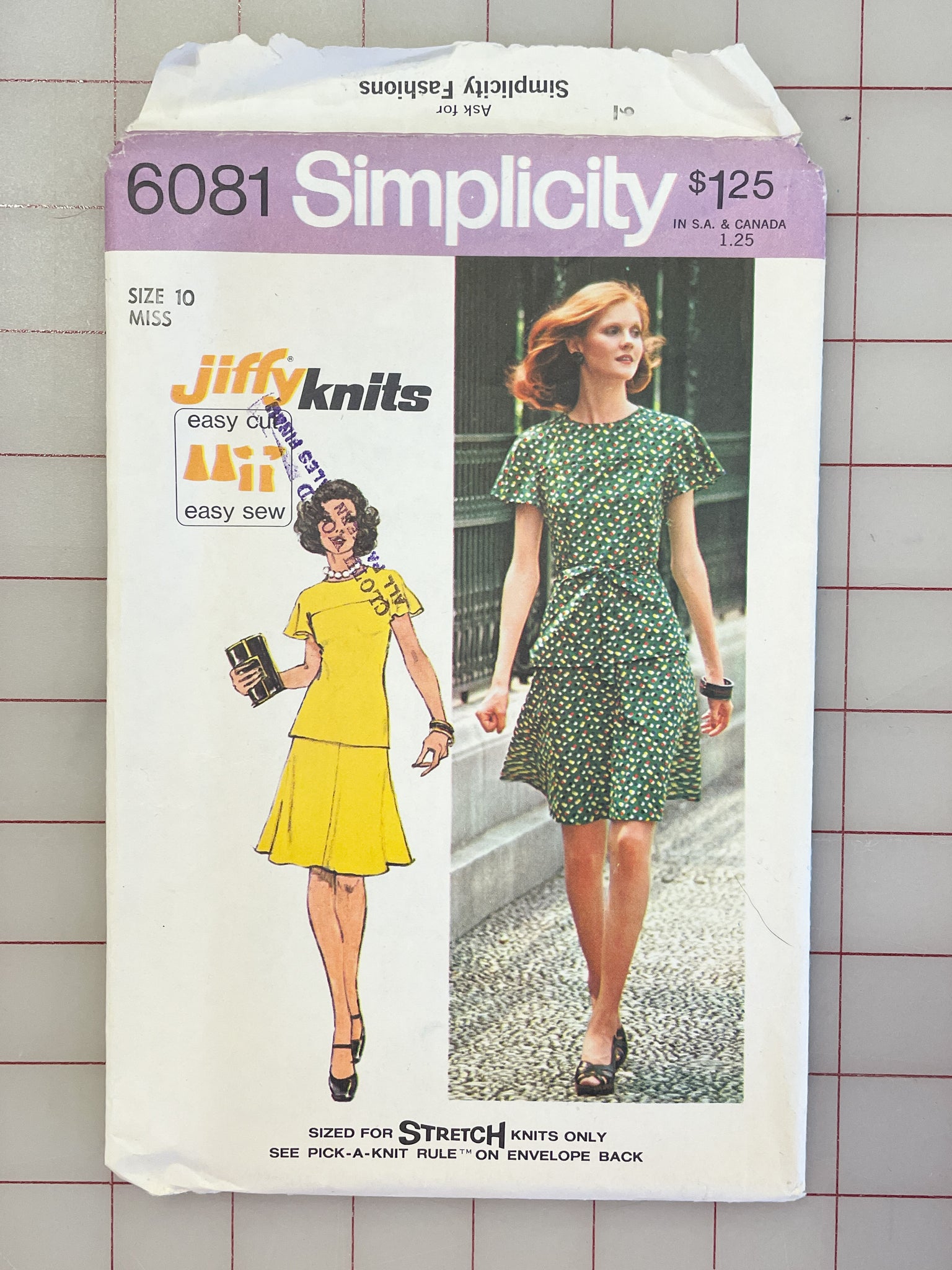 SALE 1973 Simplicity 6081 Pattern - Women's Top and Skirt FACTORY FOLDED