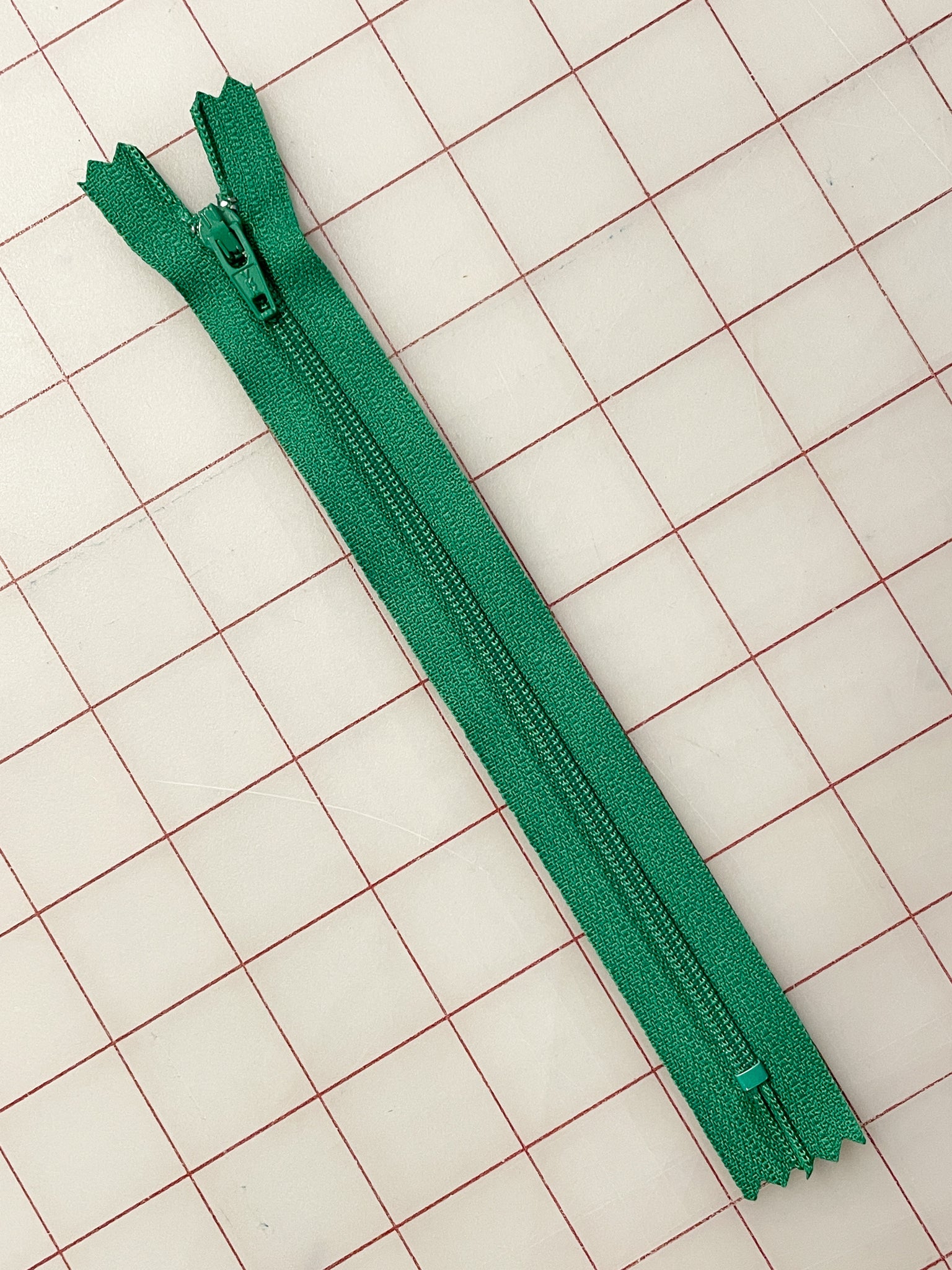 SALE Zipper 6 1/2" Polyester Coil - Green