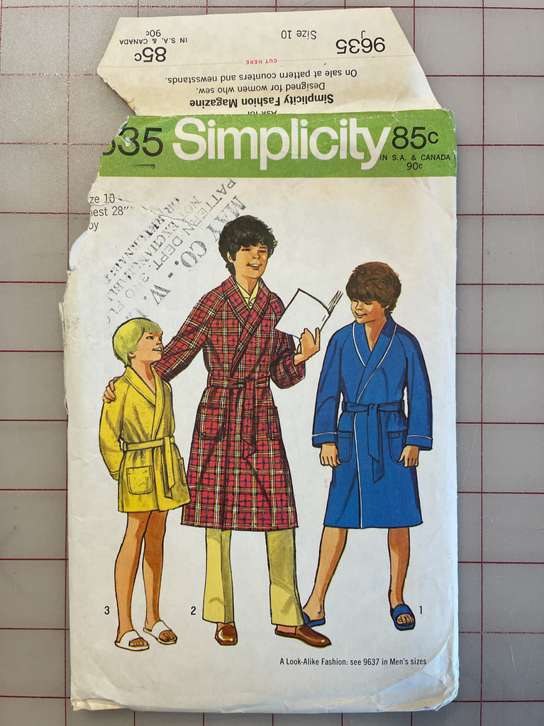 1971 Simplicity 9635 Pattern - Child's Robe