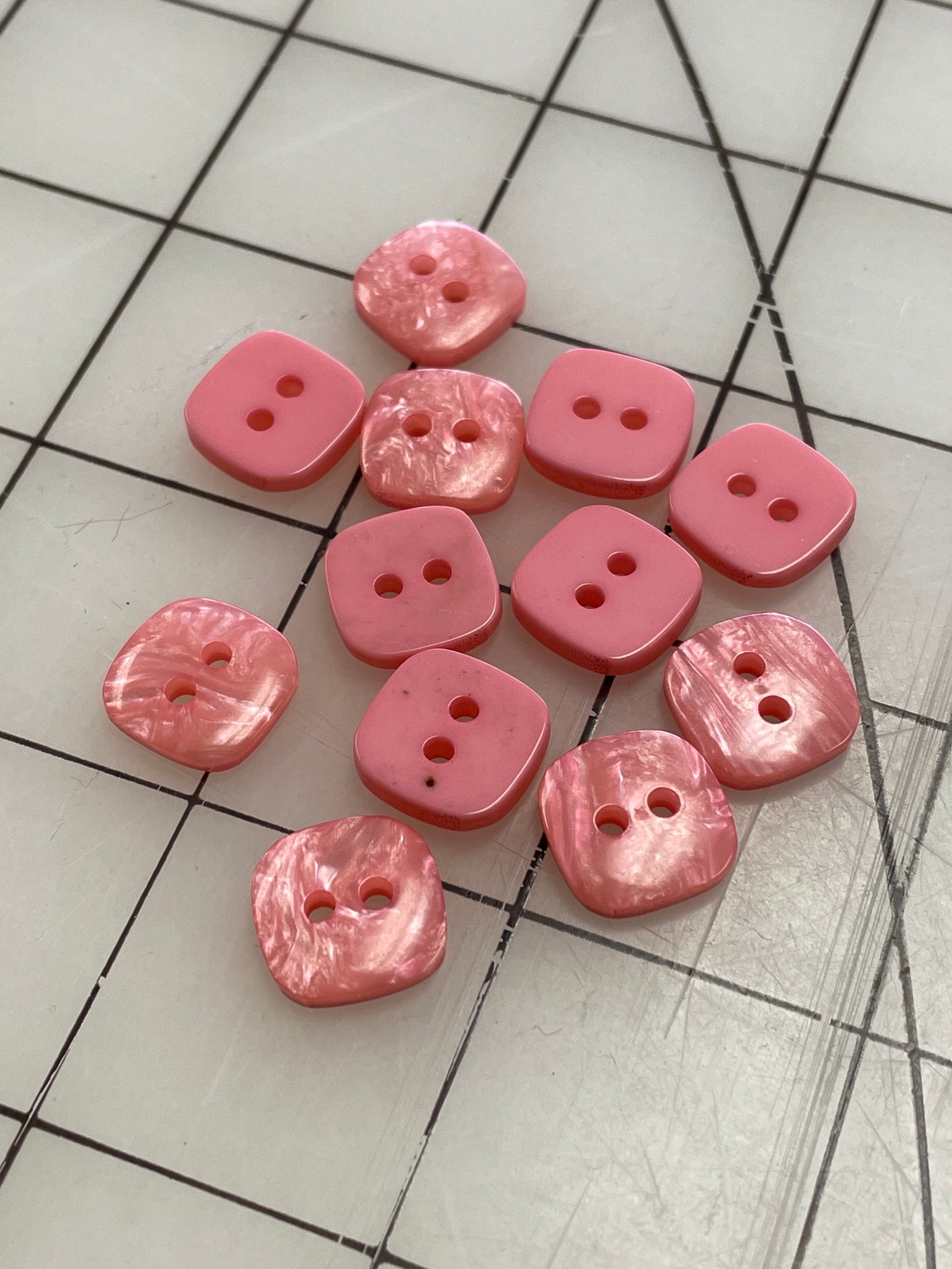 Button Set of 12 Plastic - Pearlized Pink