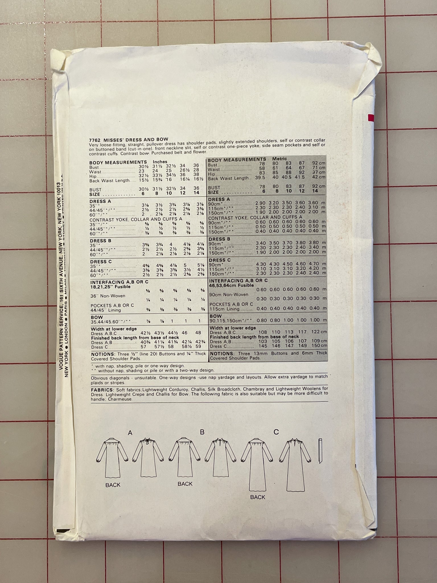 SALE 1980's Vogue 7762 Pattern - Dress FACTORY FOLDED