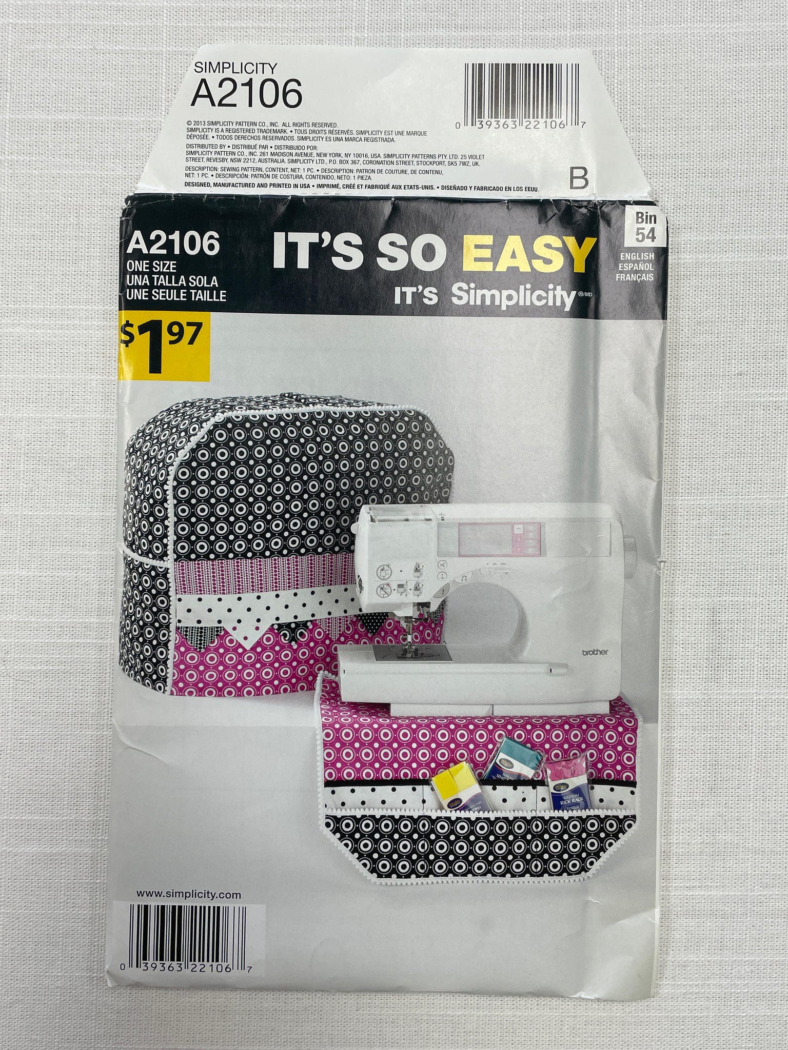2013 Simplicity 2106 Pattern: Sewing Machine Cover and Organizer FACTORY FOLDED