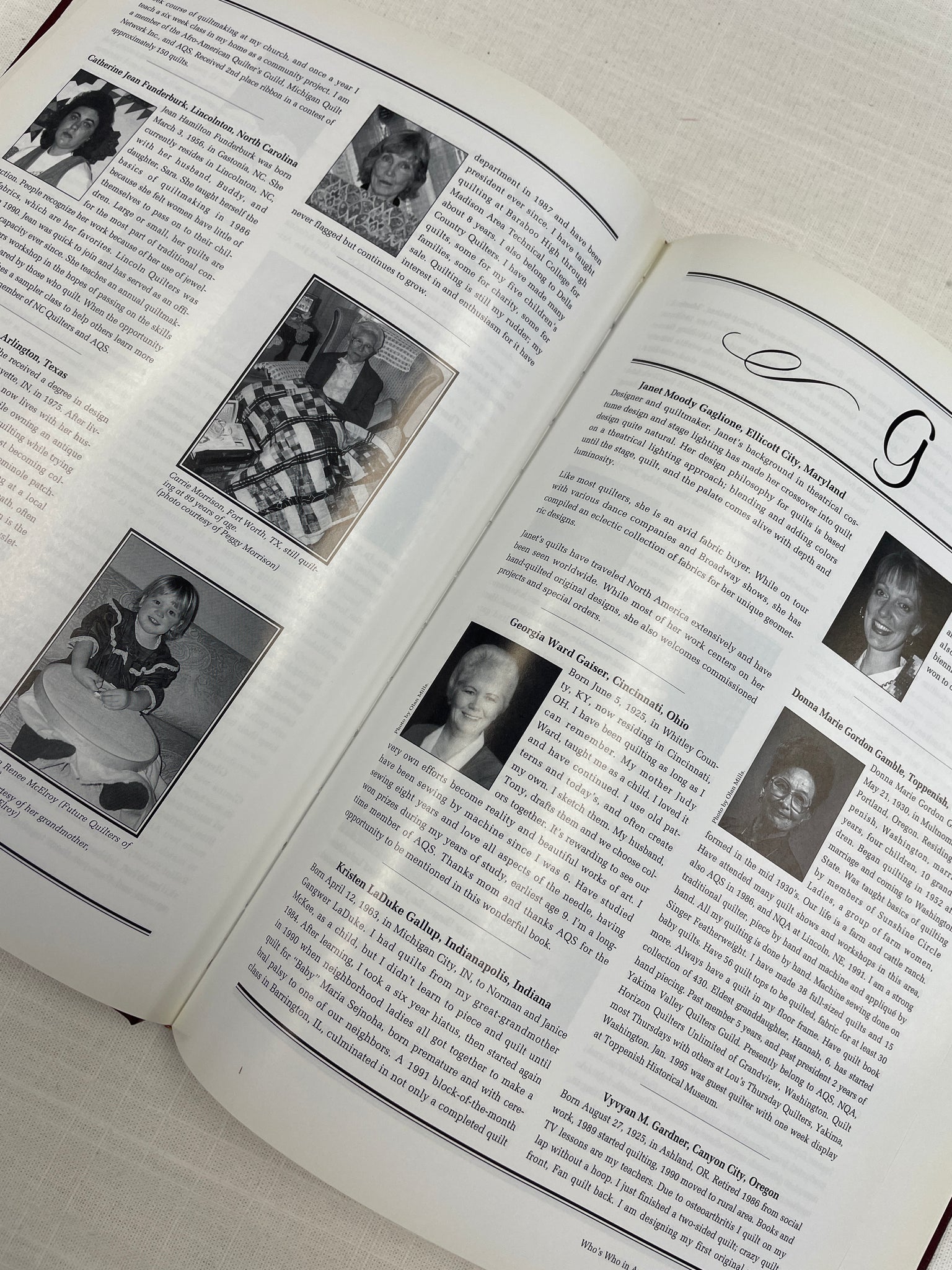 SALE 1996 "Who's Who in American Quilting"