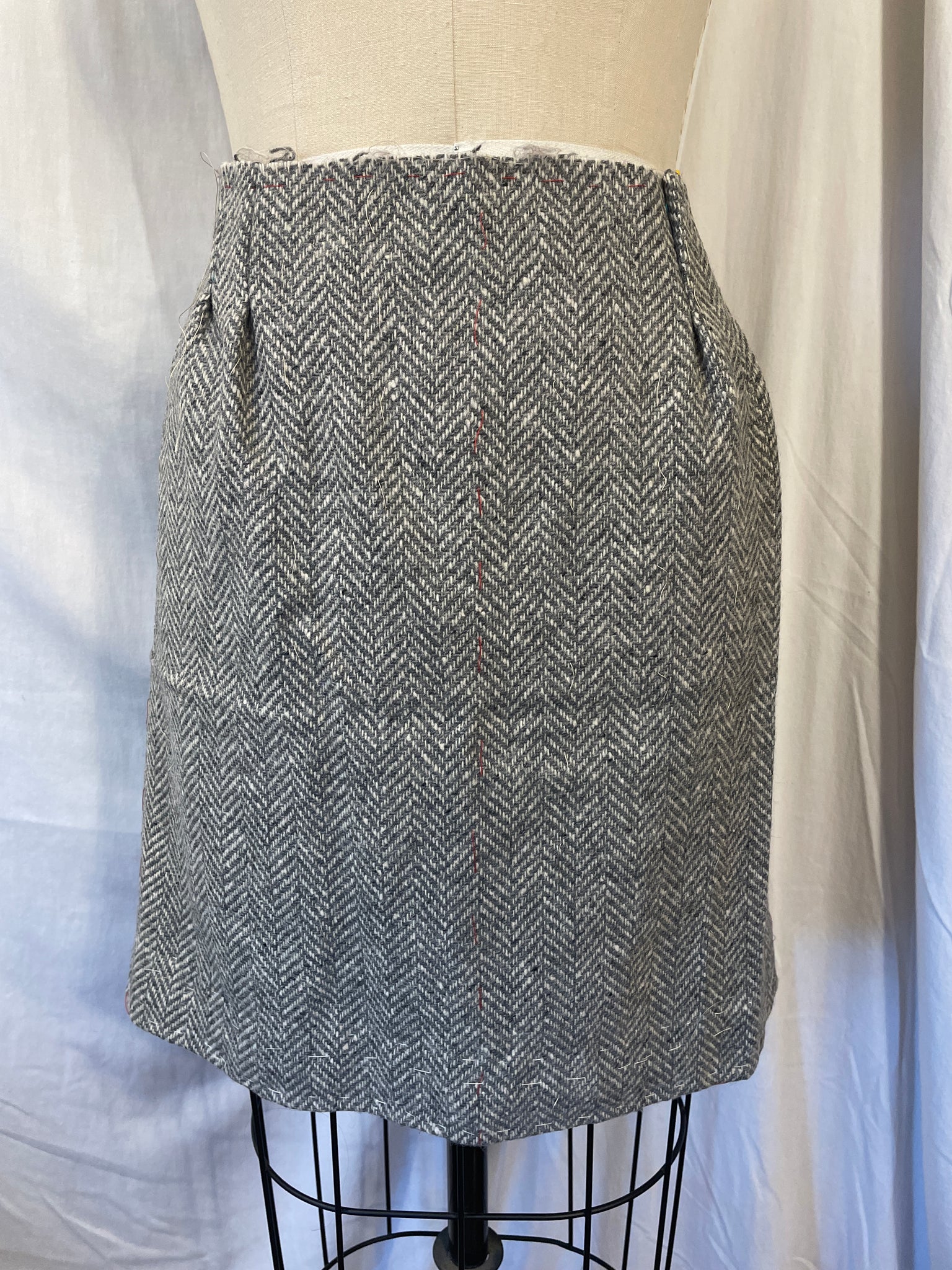 Vintage Wool Pencil Skirt U.F.O. - Gray and White Herringbone