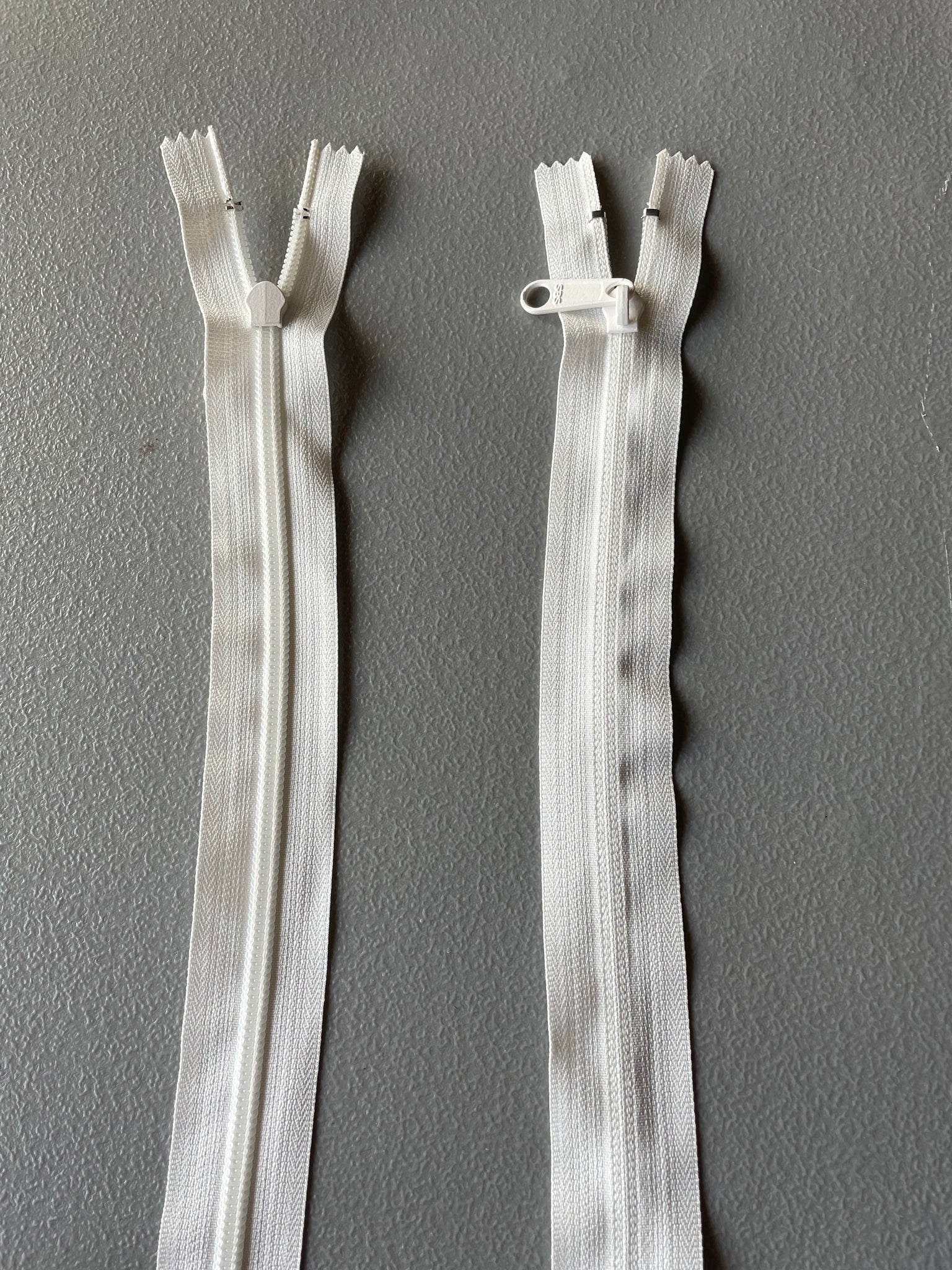 SALE Zipper Coil - Heavy Duty - Off White