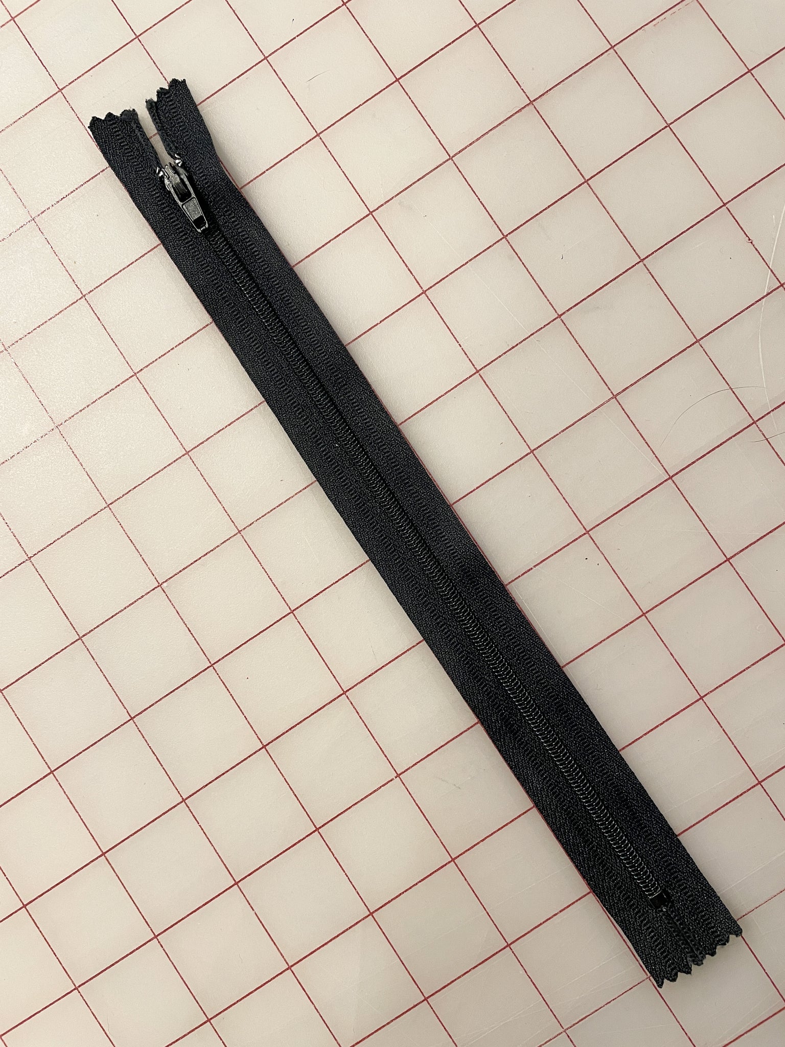 SALE Zipper Coil 9" Long - Black