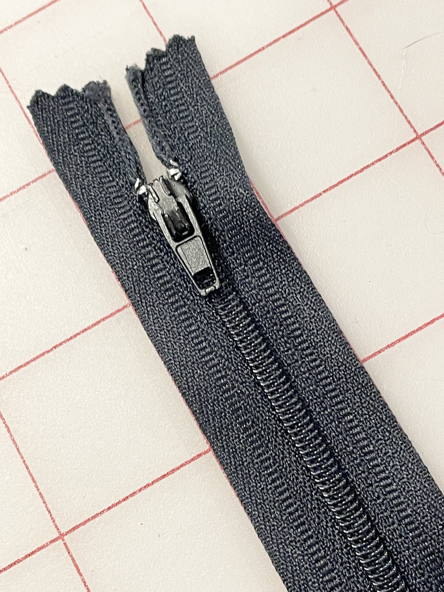 SALE Zipper Coil 9" Long - Black