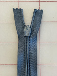 SALE Zipper 5 1/2" Invisible - Cool Gray