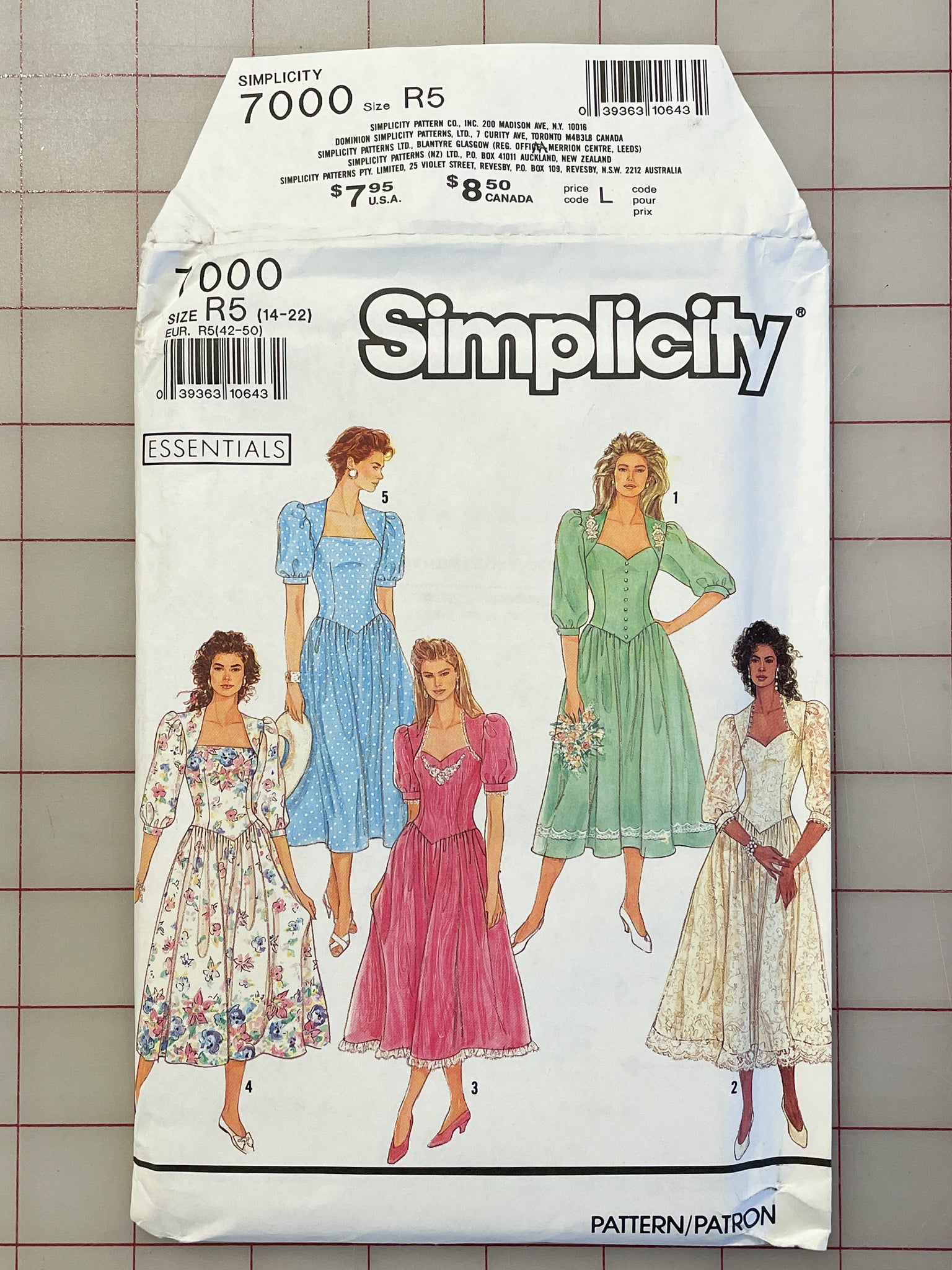 1990 Simplicity 7000 Pattern - Dress FACTORY FOLDED