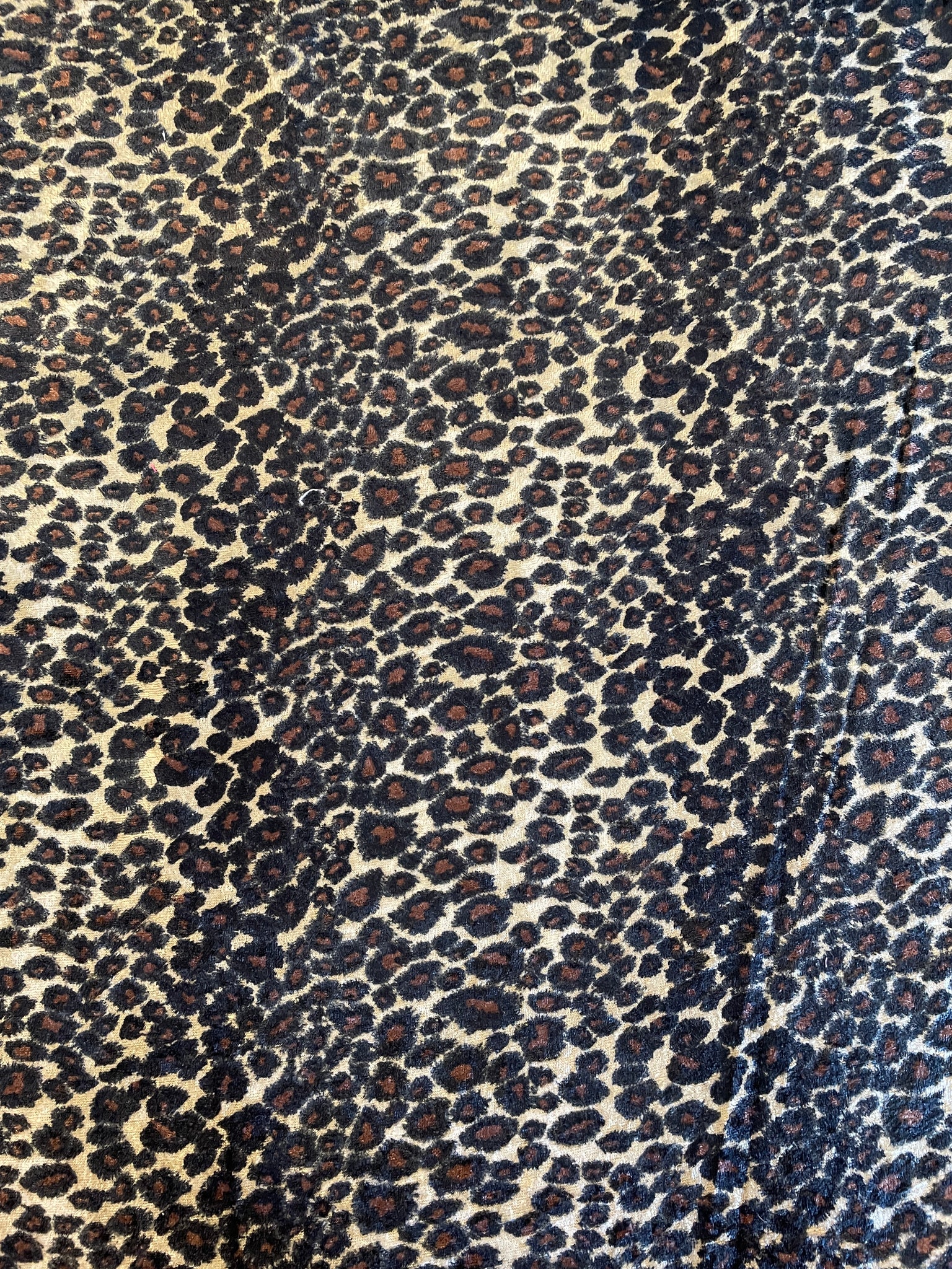 3 1/3 YD Polyester Panne Velvet - Leopard Print