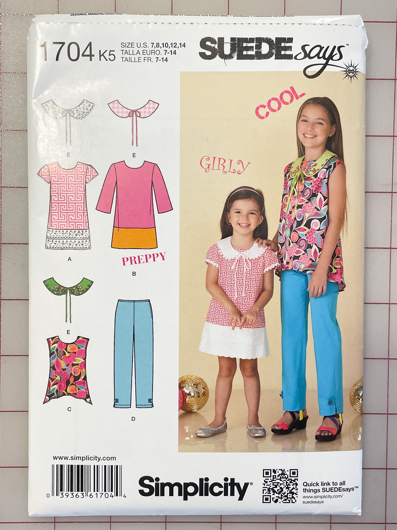 SALE 2013 Simplicity 1704 Pattern - Child's Top, Pants and Collar FACTORY FOLDED